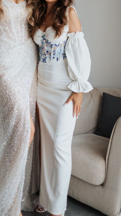 Дуже гарний Святкове вбрання.Юбка+корсет+туфельки