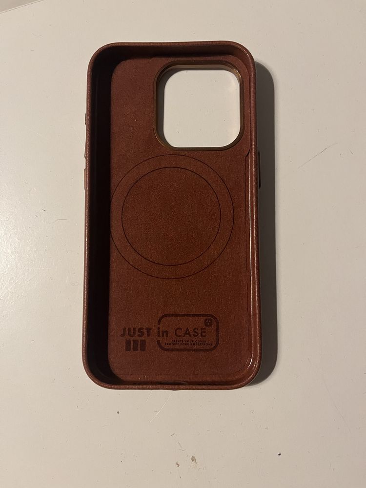 etui na iphone 14