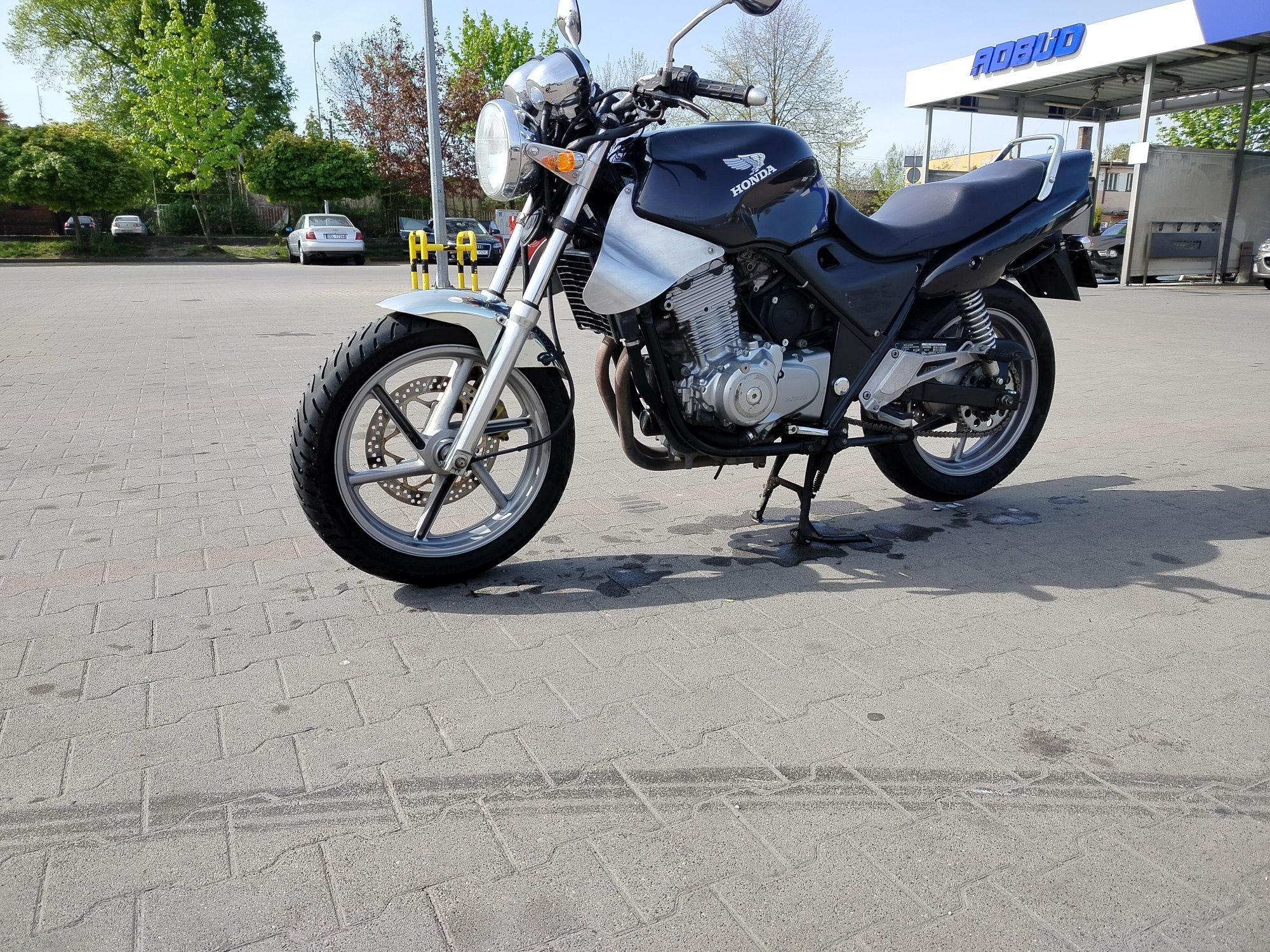 Sprzedam rower ta motocykl  w dobrym stanie, wszystko działa.