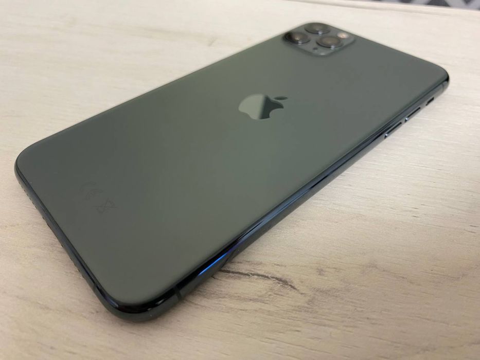 Iphone 11 PRO max GREEN на 256 ГБ.