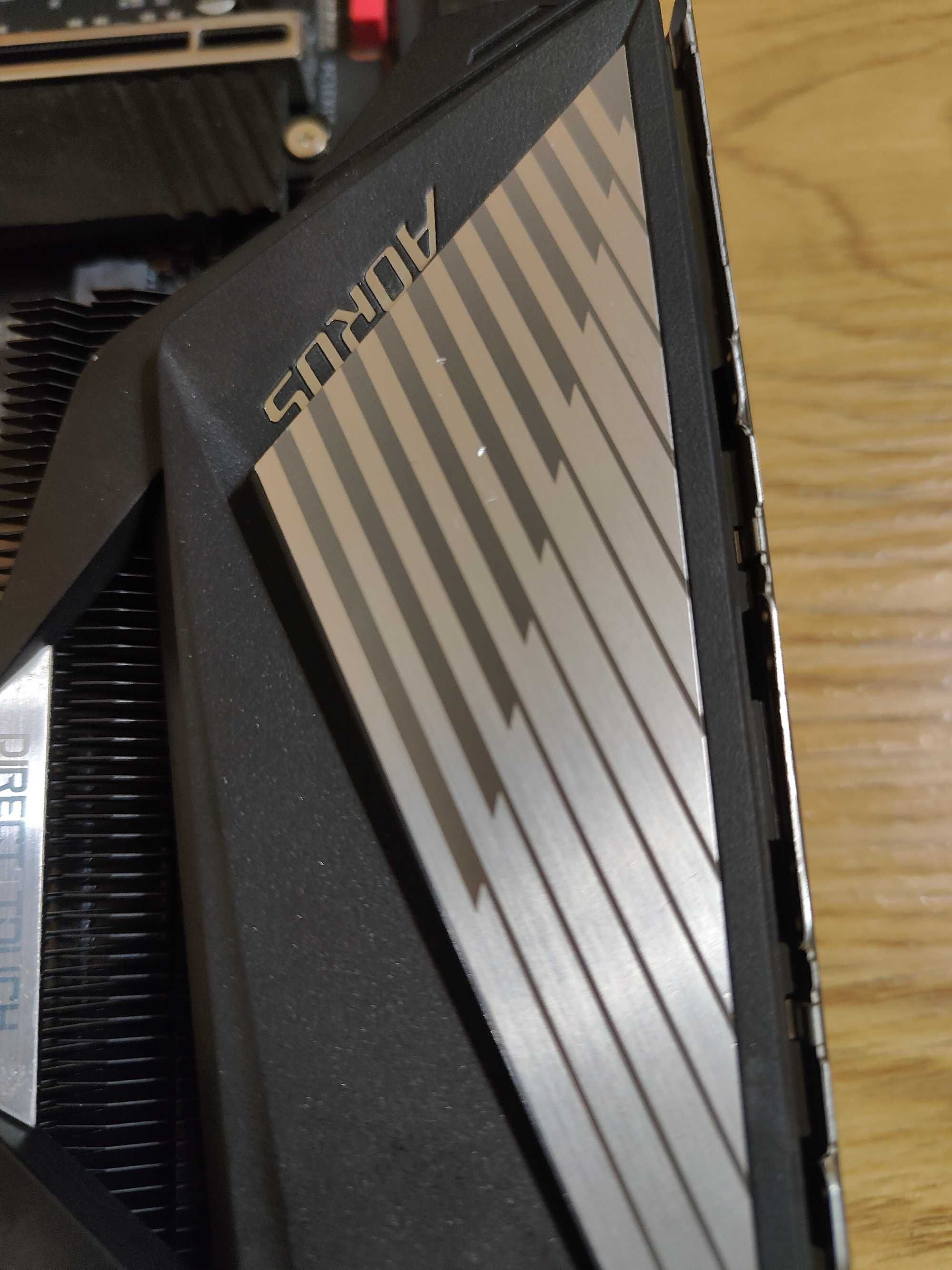 Материнська плата Gigabyte Aorus X570 Master V1.0