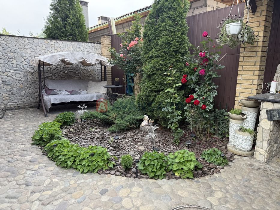 Таунхаус з ремонтом, Святопетрівське!!!