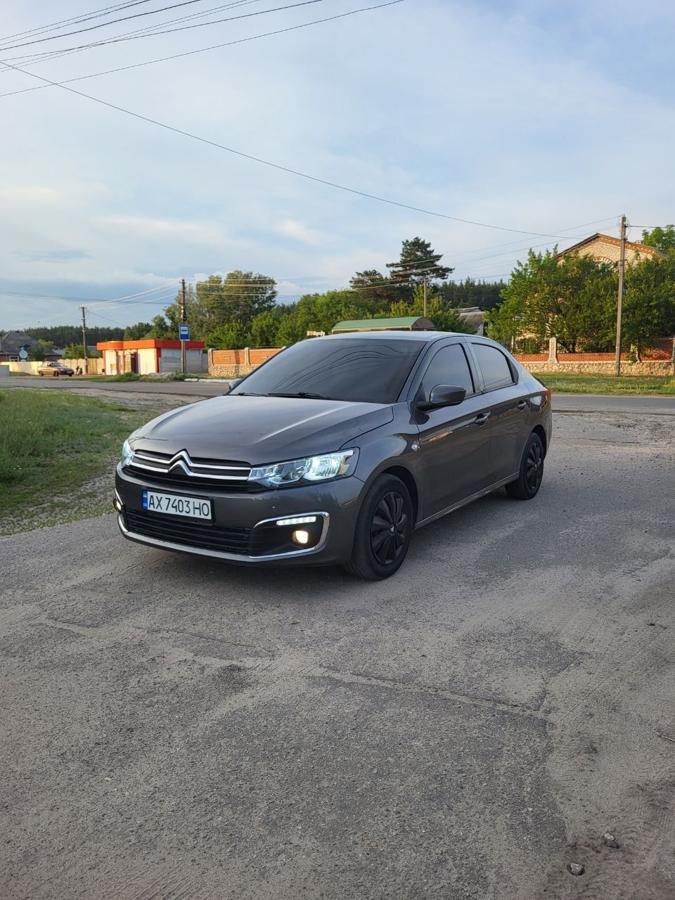 Продам авто (один хозяин с салона)