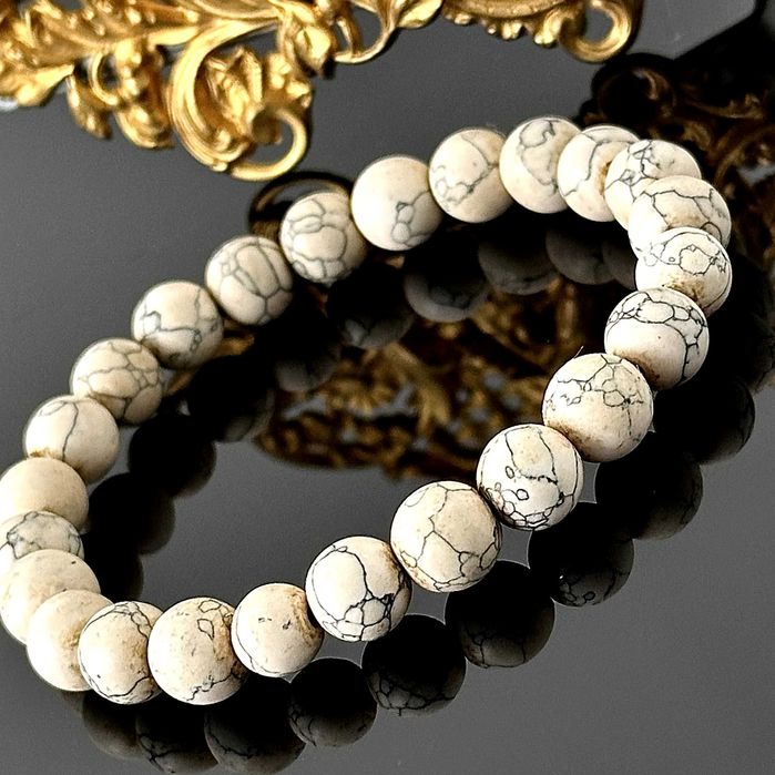 Bransoletka z naturalnego Howlitu, projekt wykonany z Wiedniu ok 1970r