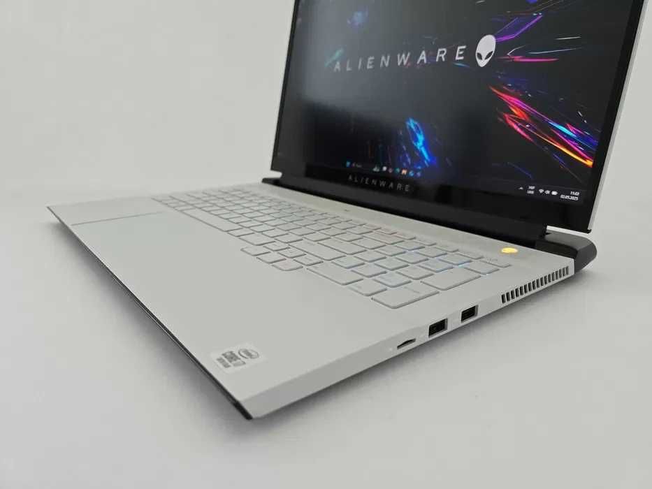 Dell Alienware M17 R3 I7 10870H/RTX 3070/RAM 16GB/SSD 512GB/IPS 360Hz