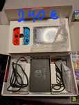Vendo consola switch com jogos e mala de transporte.