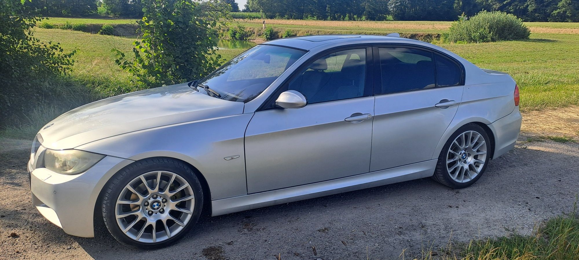 Bmw e90 325i Mpakiet