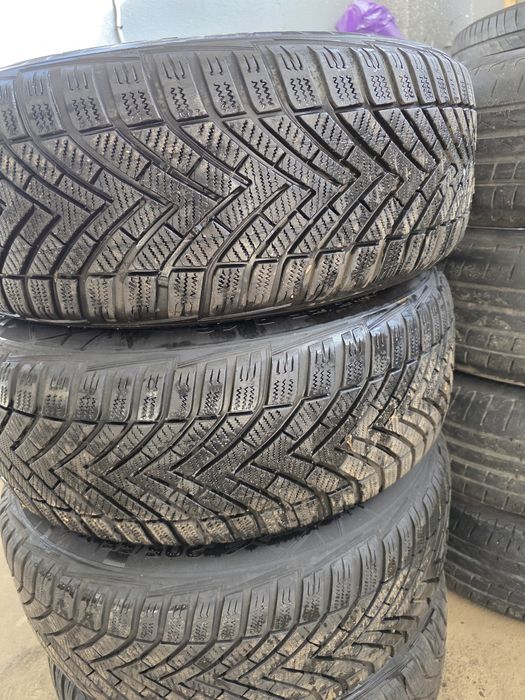 Felgi aluminiowe 16 BMW Styling 154  Opony zimowe Vredestein 205/55r16