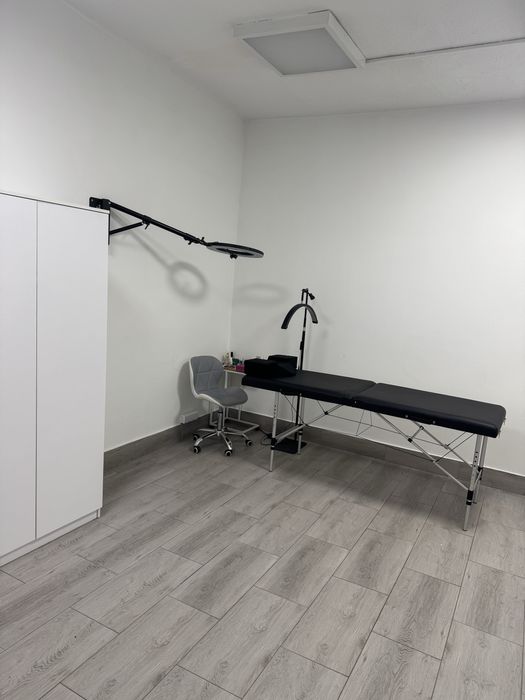 Wyjajme stanowisko w salonie