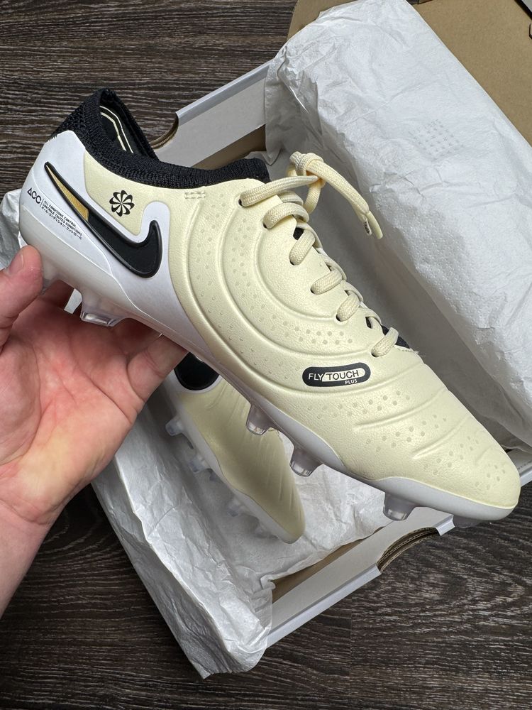 Оригінал!Футбольні бутси Nike Tiempo Legend 10 FG (40.5 EU) DV4328-700