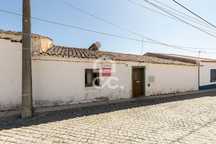 Moradia T4 Por Recuperar c/ Quintal | Santana, Portel