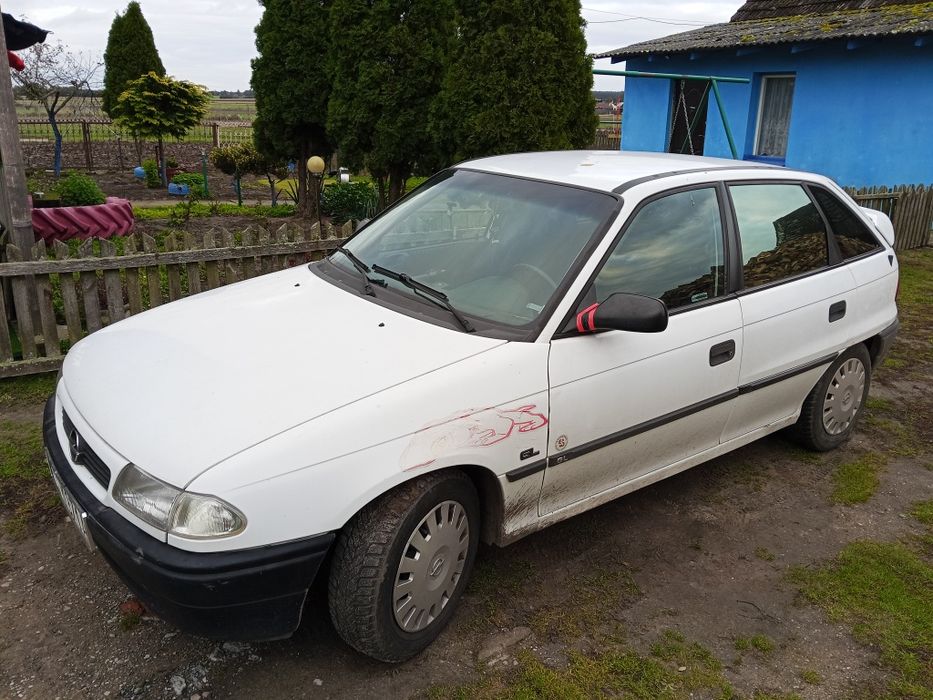 Opel Astra F 1.4 Benzyna, 1995