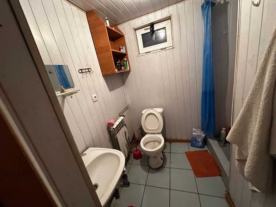 Продається комерційна споруда в смт.Дубове