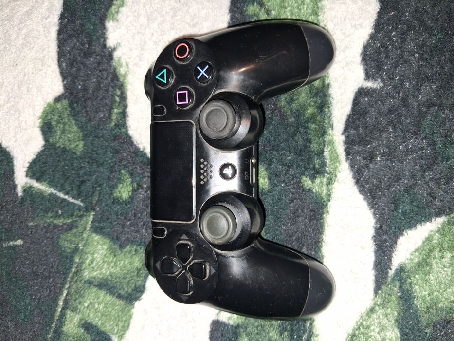 Sony PlayStation 4
