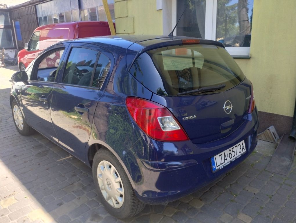 Corsa d 2009r 5d