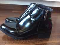Botas cano curto pretas marca lpb N38 pele por dentro