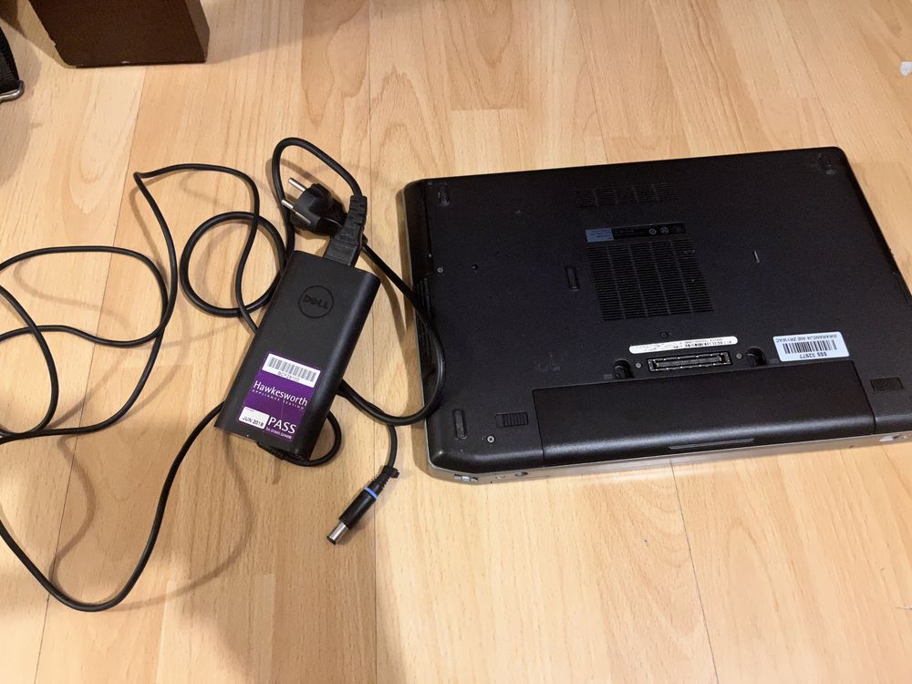 Laptop Dell Latidue intel Core I5, poleasingowy, sprawny czysty