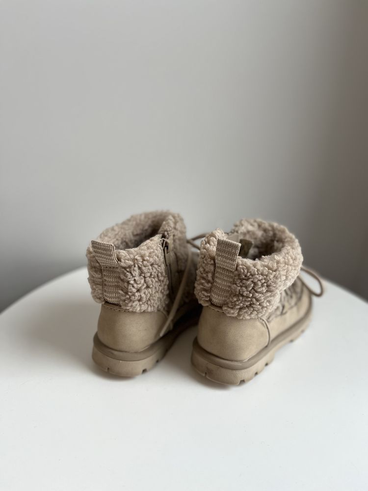 Дитяче зимове взуття zara