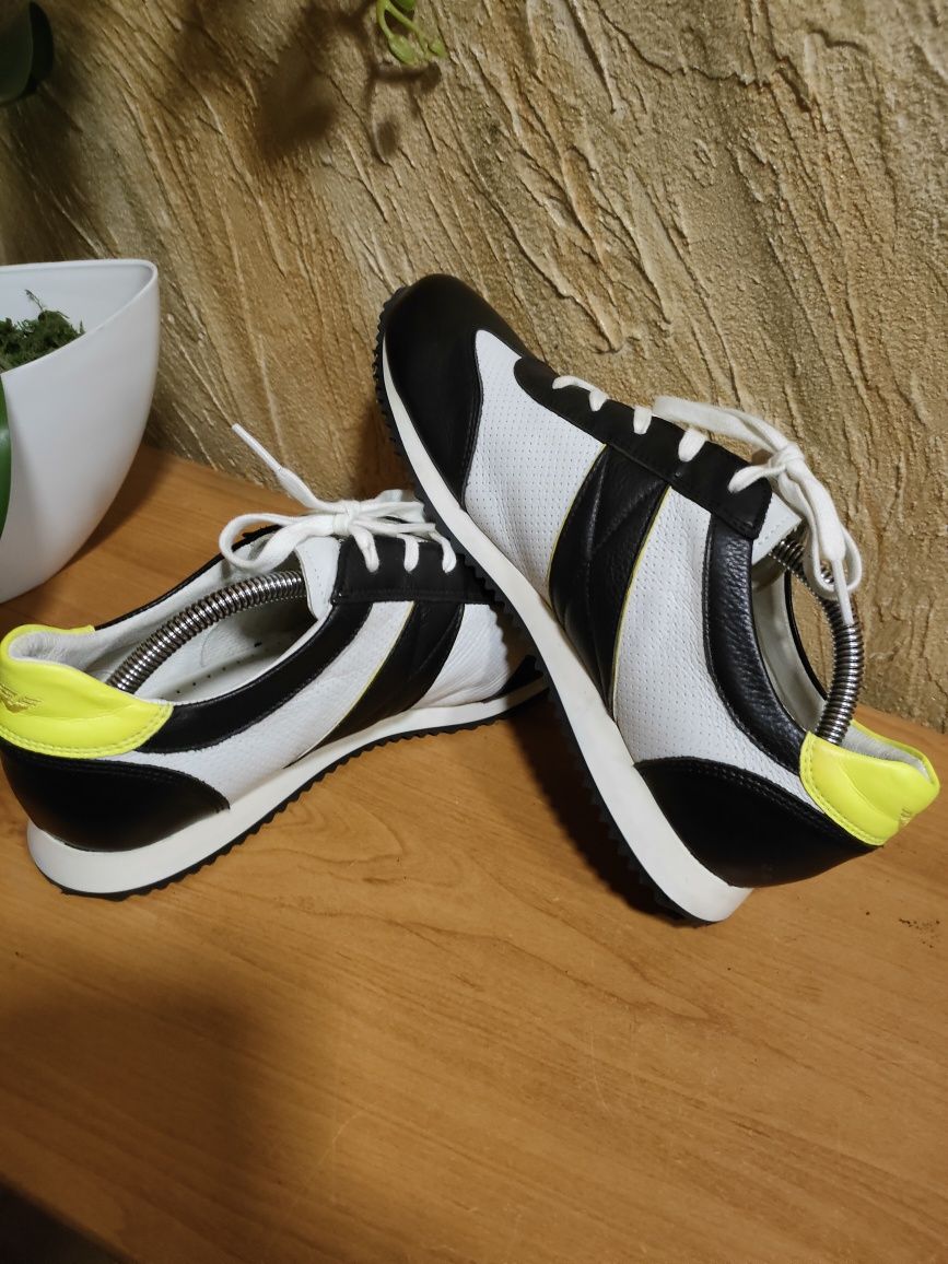 Buty sportowe Wojas 41 z wkładką wewnętrzną 27.5 cm.Bdb!