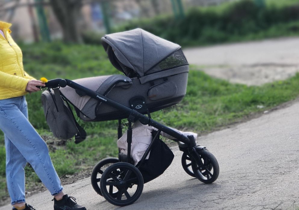 Коляска Premiera Angelina (Польща)