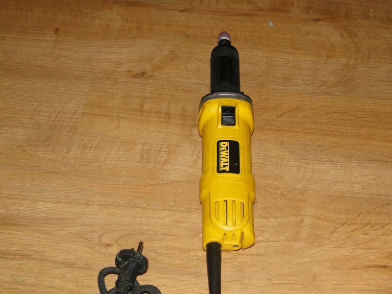 Szlifierka PROSTA trzpieniowa DEWALT DWE 4884 QS stan bdb Germany