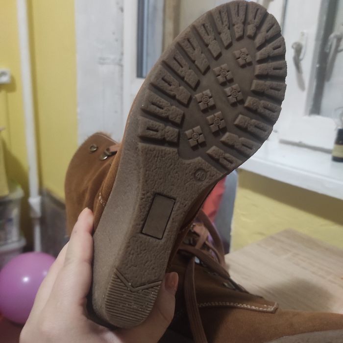 Ботинки   женские