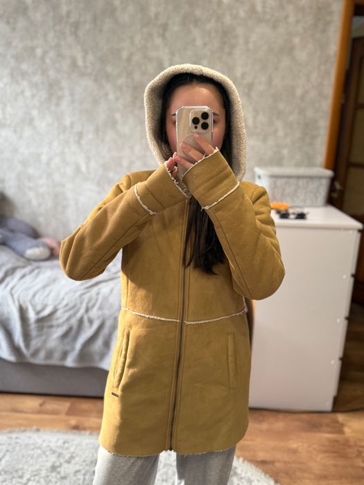 Осіння  замшева куртка