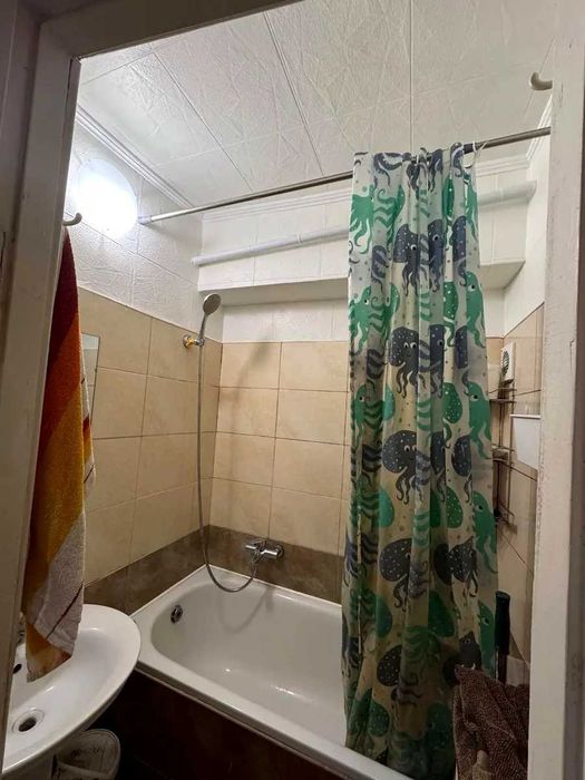 Продаж будинку вул.Гвардійська поруч Деміївка, просп.Лобановського