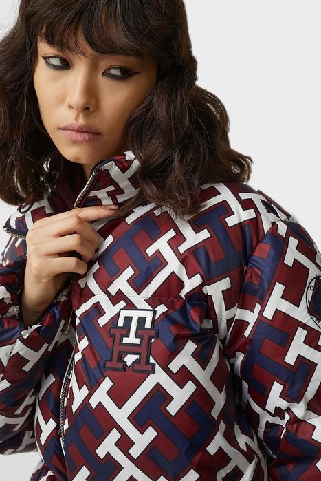 Tommy Hilfiger пуховик женский ориг XS-S размер