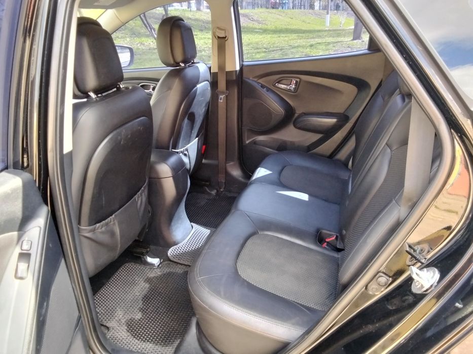 Продам Hyundai ix35 -2012