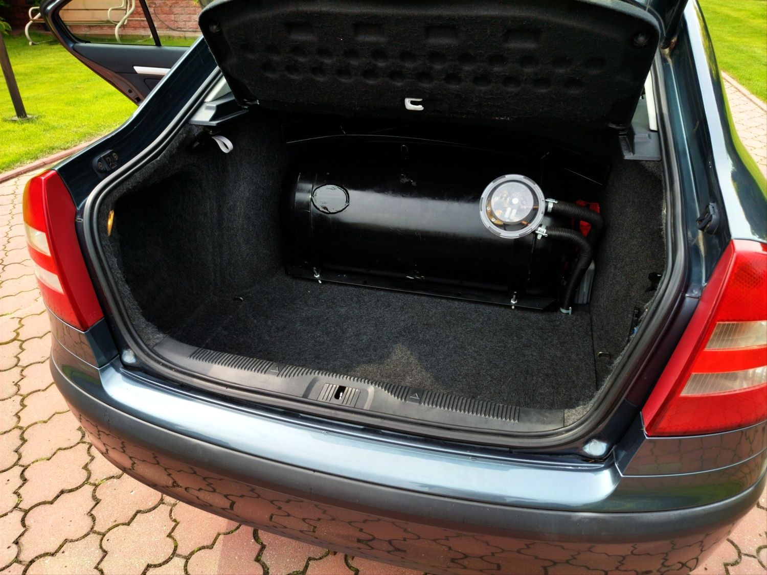 Skoda  Octavia II 1.6MPI 102KM +LPG