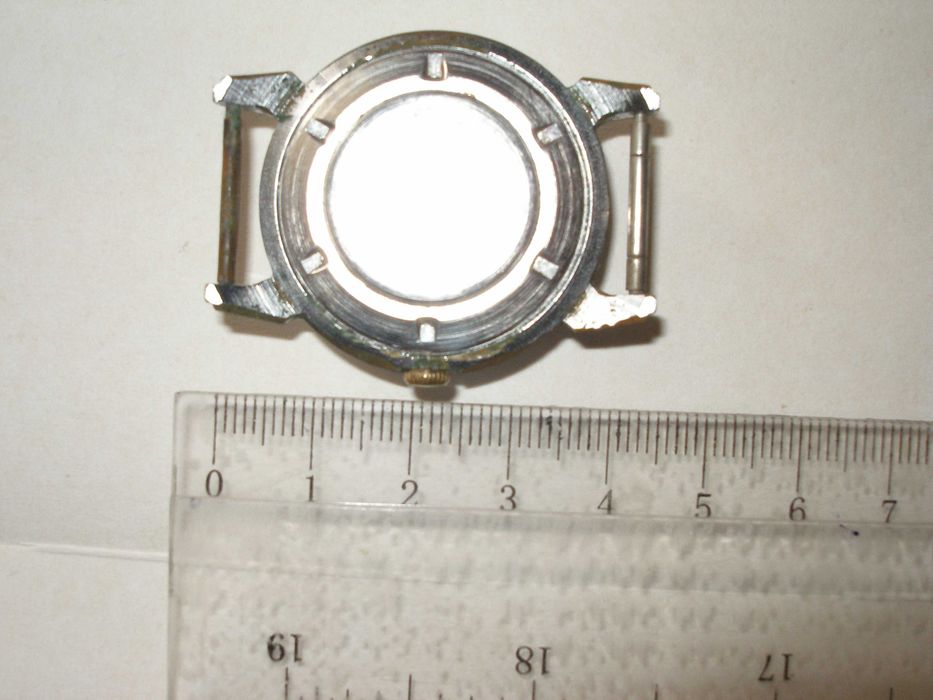 часы наручн кировские ,настольные Златоустовские ,настенные с кукушкой