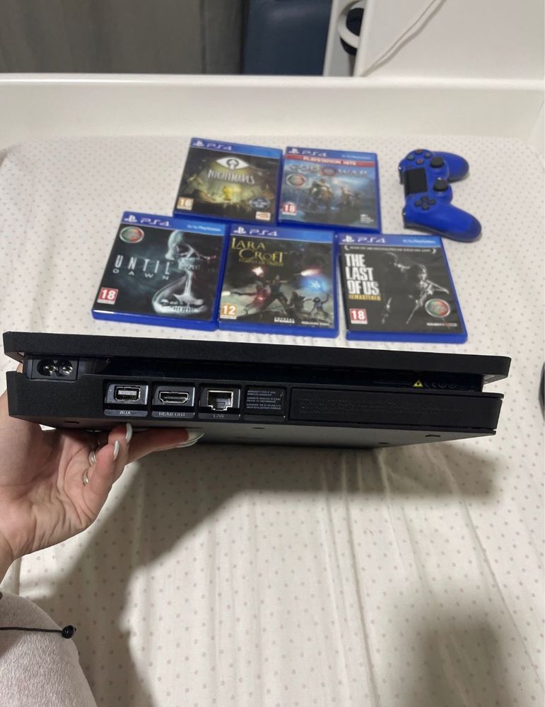 Playstation 4 ( 1 Tb de espaço)