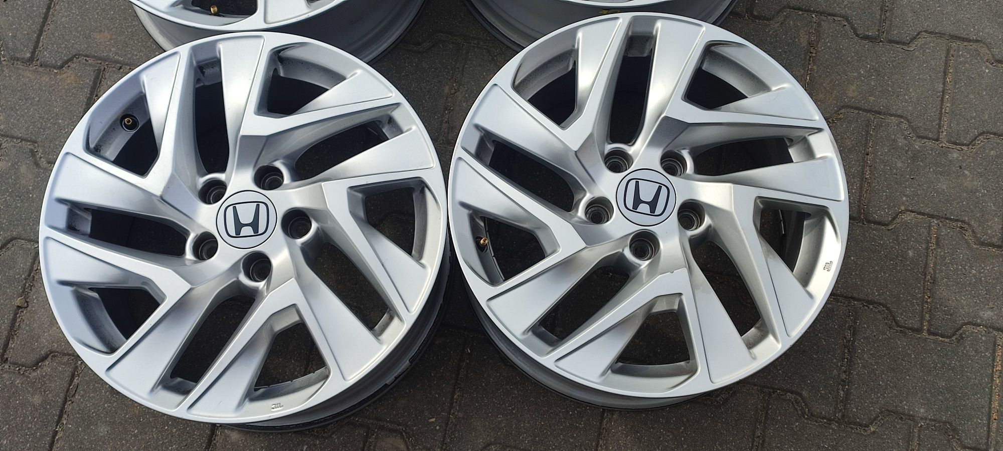 17" 7J 5x114.3 Komplet felg aluminiowych Honda