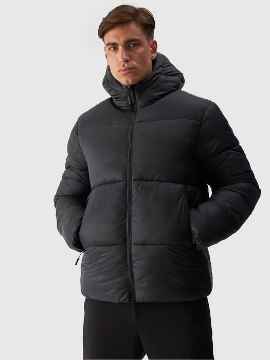 Пухова куртка 4F