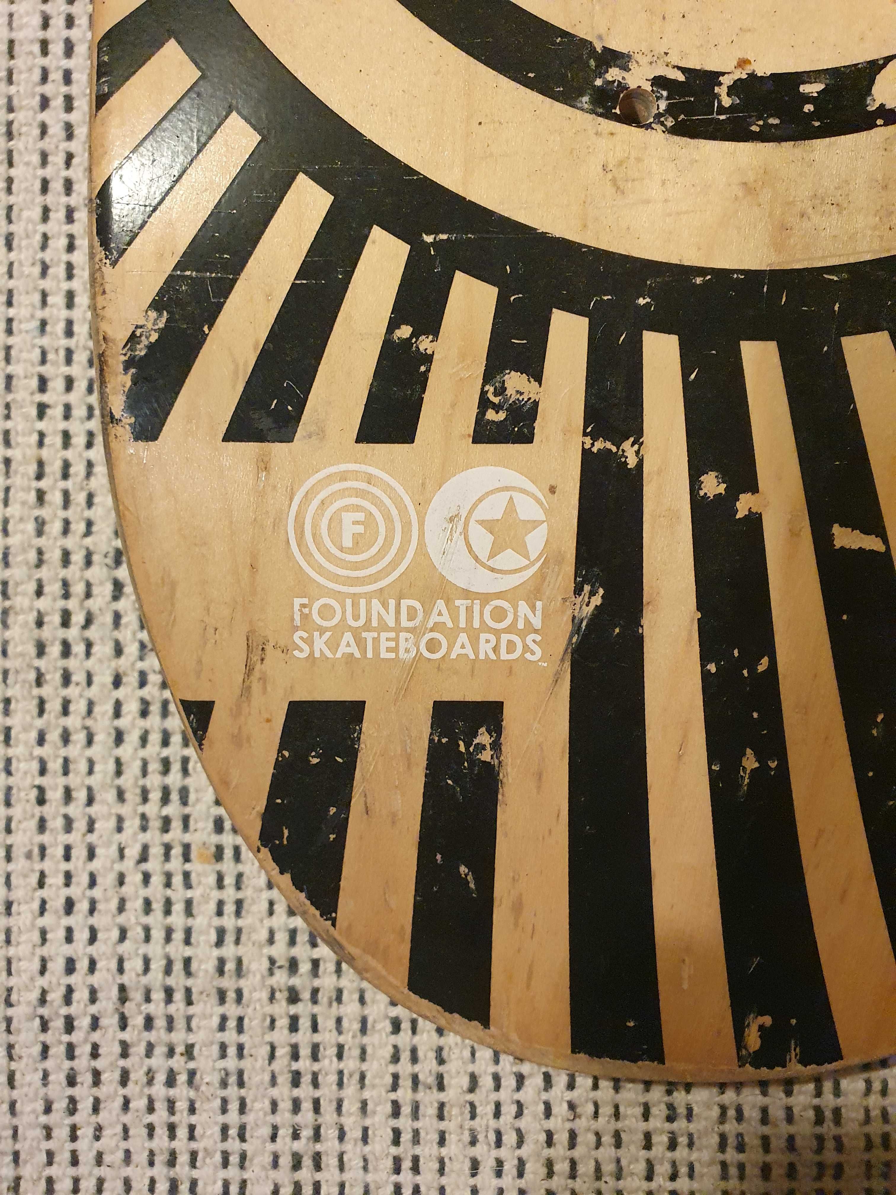 Tábua de skate Foundation 7.87''