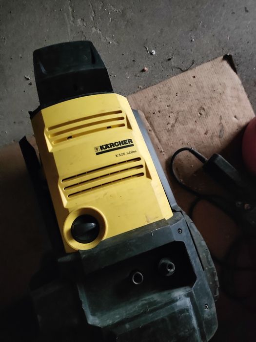 Karcher K 5.55  uszkodzony obudowa ! Silnik Działa!
