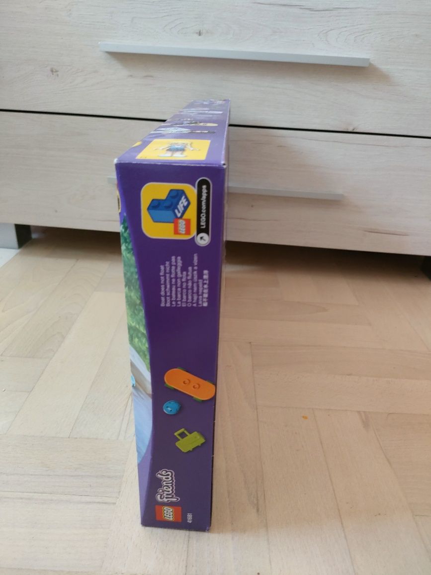 LEGO Friends 41681 Mikrobus kempingowy i żaglówka (używany)