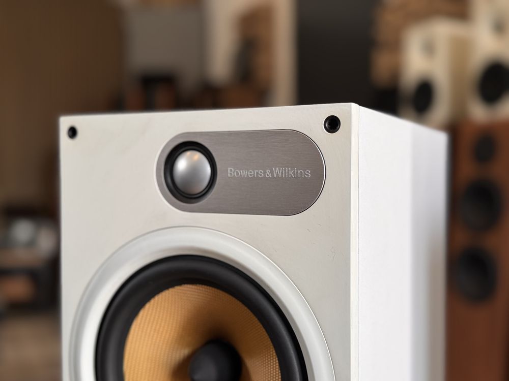 Bowers Wilkins 685 kolumny podstawkowe b&w monitory