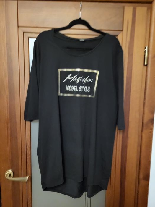 Czarna tunika VESO z błyszczącym napisem rekaw3/4