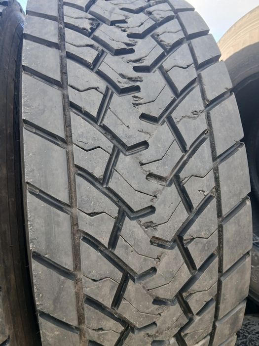 Грузові шини бу 315/70/22.5