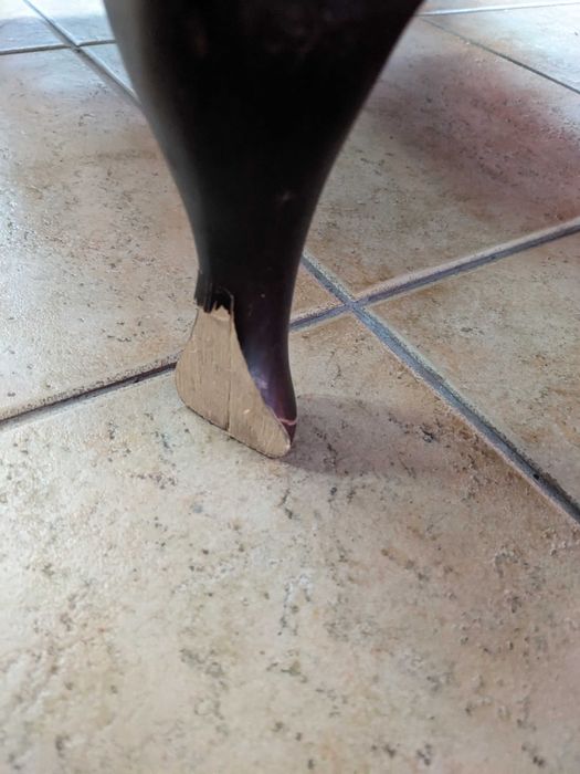 Poltrona Chesterfield em pele fabrico artesanal inglês