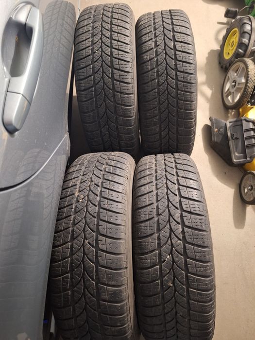 Toyota Avensis T25 felgi opony zimowe Riken 205/55 R16 5x100