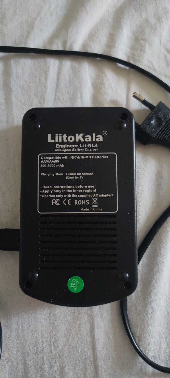 Зарядное для акумуляторів батареек liito kala lii-nl4