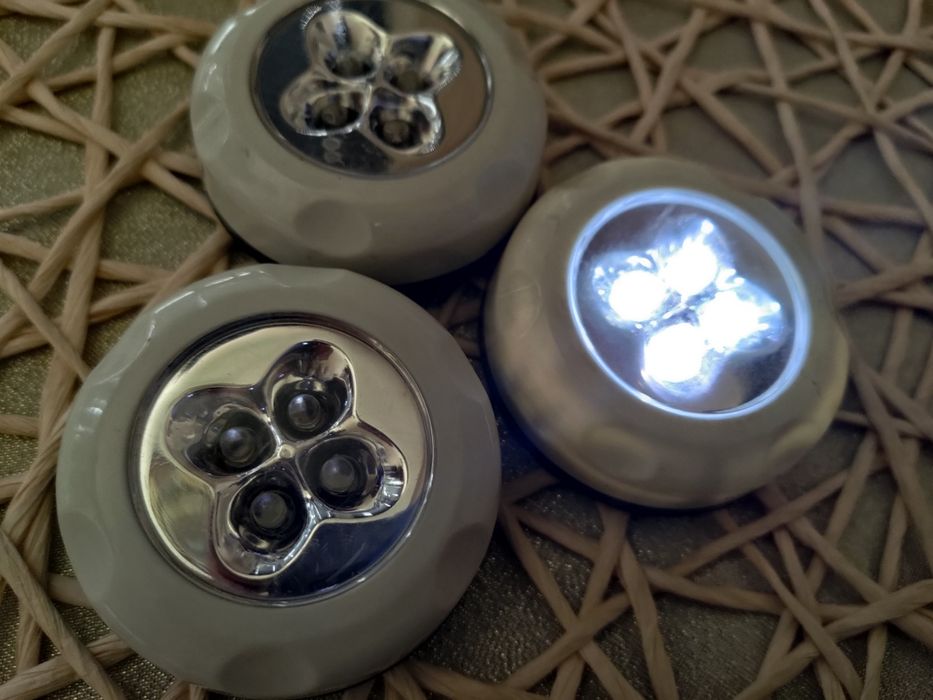 Lampki LED podszafkowe