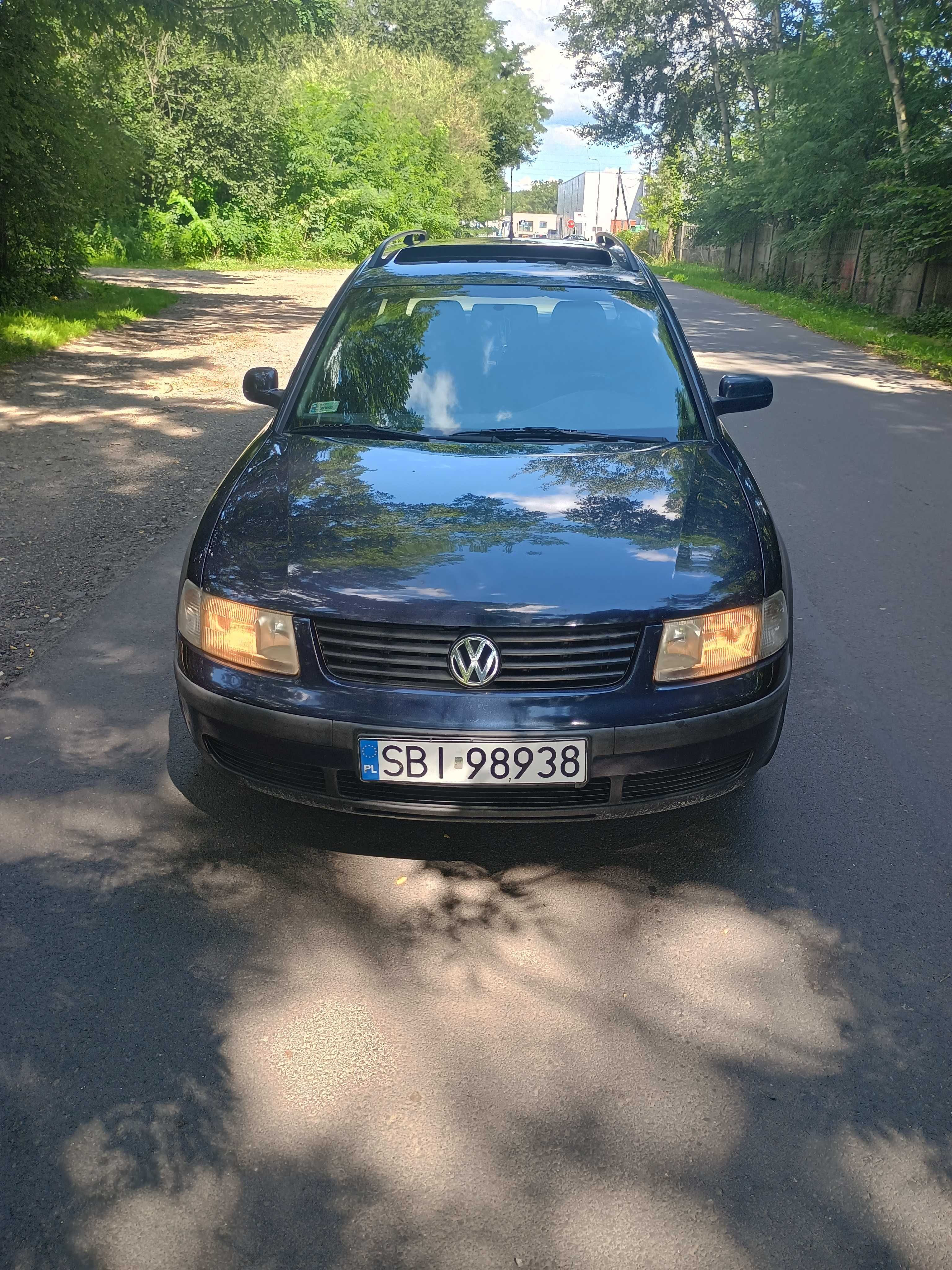 Volkswagen pasat 1.6 klima hak wpełni sprawny