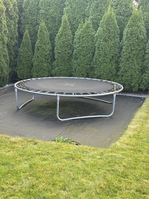 Gratis oddam - trampolina