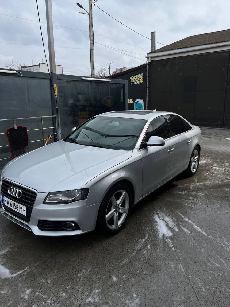 Продам Audi A4 b8 2.0t quattro