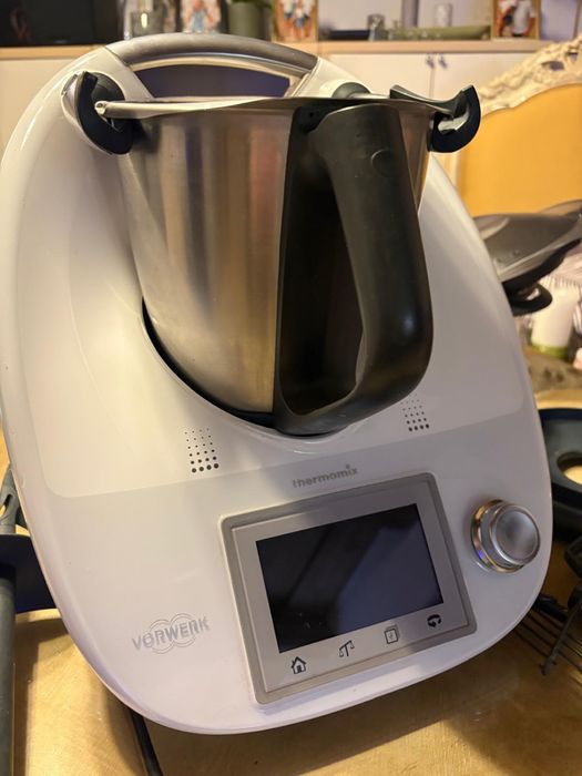 Sprzedam Thermomix TM5 polecam !