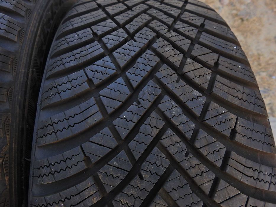 4x Hankook Winter i*cept RS3 W462 195/45 R16 84H 2x7,2 2x6,2mm 22rok